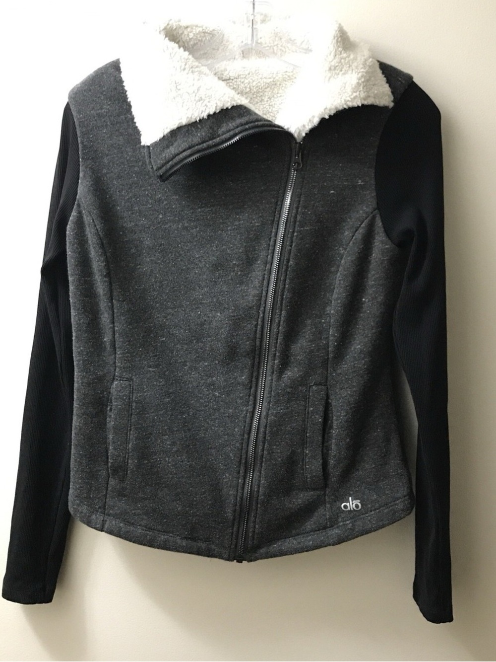 ALO Yoga Dark Gray Jacket with Black Sleeves and White Sherpa Collar
